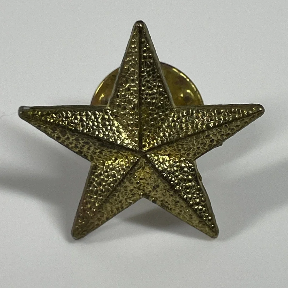 Vintage Gold Star Lapel Pin Unisex Small Textured Five Point Hat Tie Tack